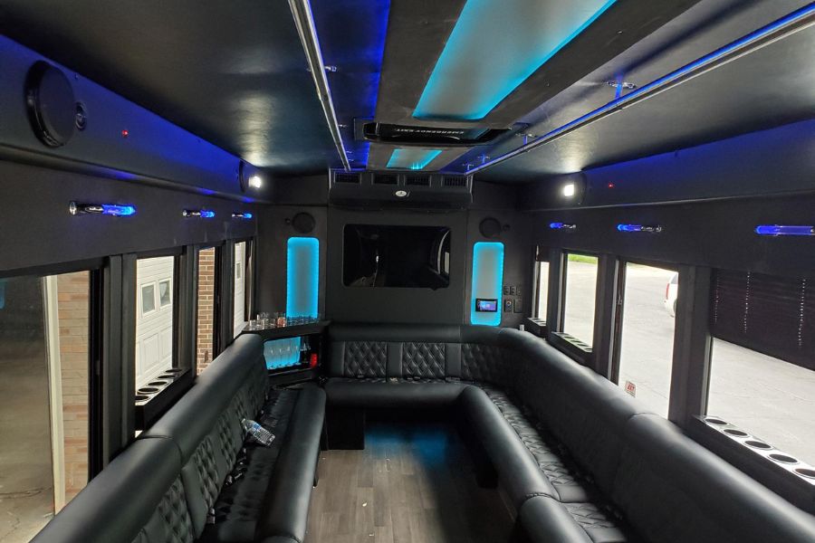 Cleveland Limo Bus Rentals